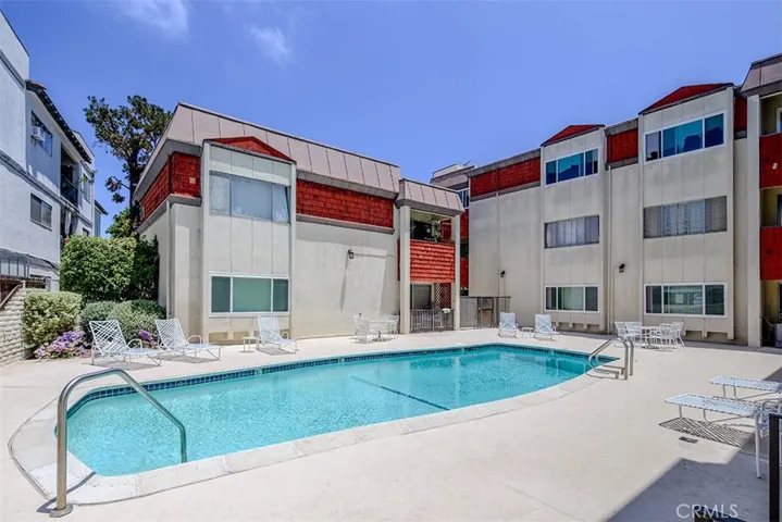 5651 Sumner 109, Culver City, California 90230