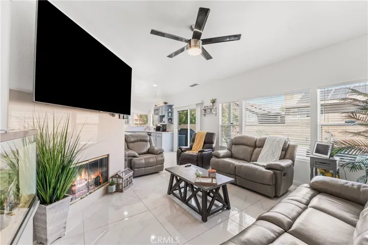 42334 Daniel, Lancaster, California 93536