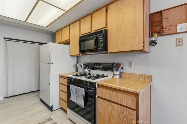 3252 Little Mountain, San Bernardino, California 92405