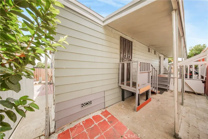 21111 Dolores St 109, Carson, California 90745