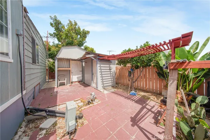 21111 Dolores St 109, Carson, California 90745