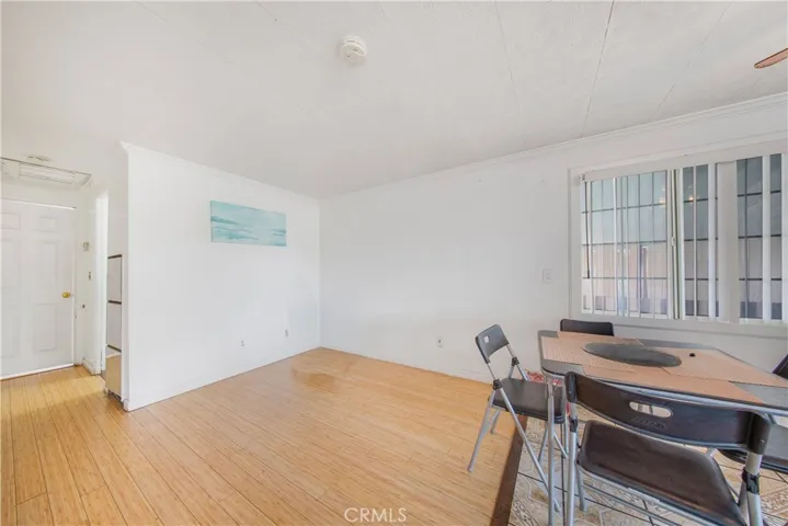 21111 Dolores St 109, Carson, California 90745