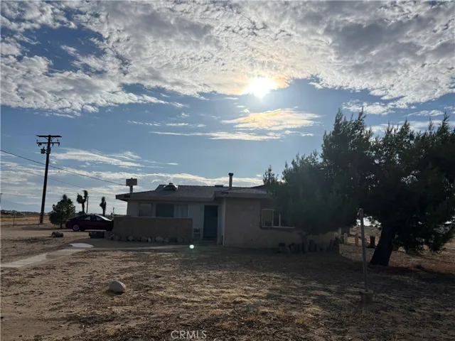 15026 Richmond Avenue, Victorville, California 92394