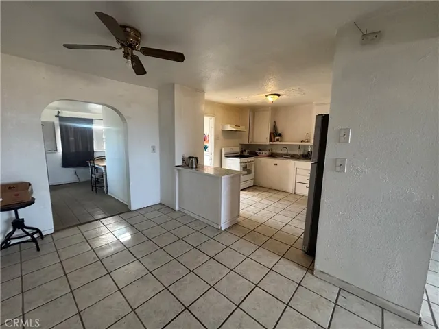 15026 Richmond Avenue, Victorville, California 92394