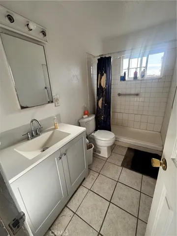 15026 Richmond Avenue, Victorville, California 92394