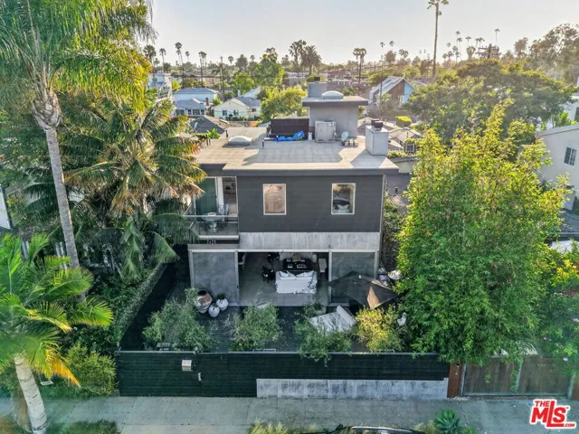 2425 Clement Avenue, Los Angeles, California 90291