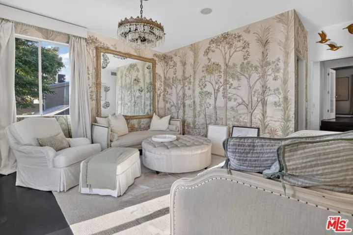 2425 Clement Avenue, Los Angeles, California 90291