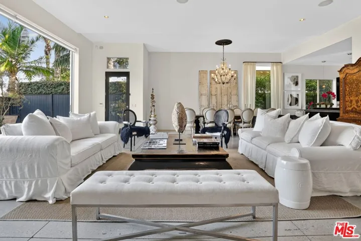 2425 Clement Avenue, Los Angeles, California 90291