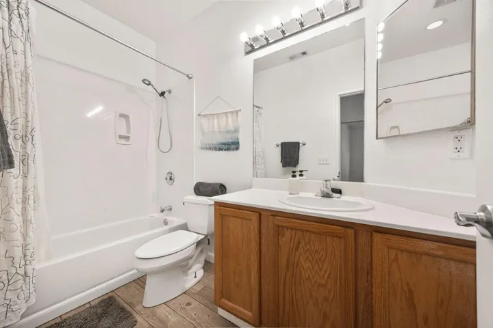Bathroom 2