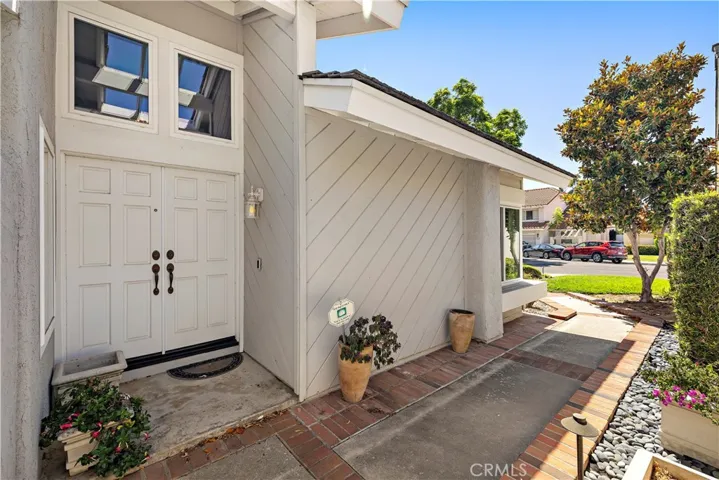 25 Eden, Irvine, California 92620