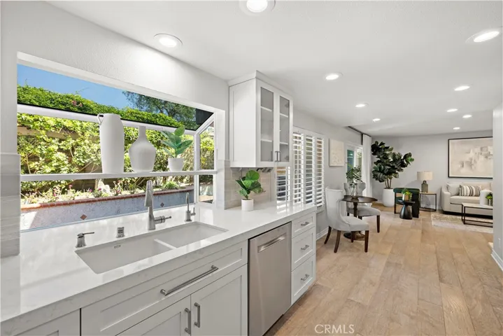 25 Eden, Irvine, California 92620
