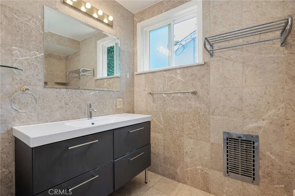 Hall Bathroom