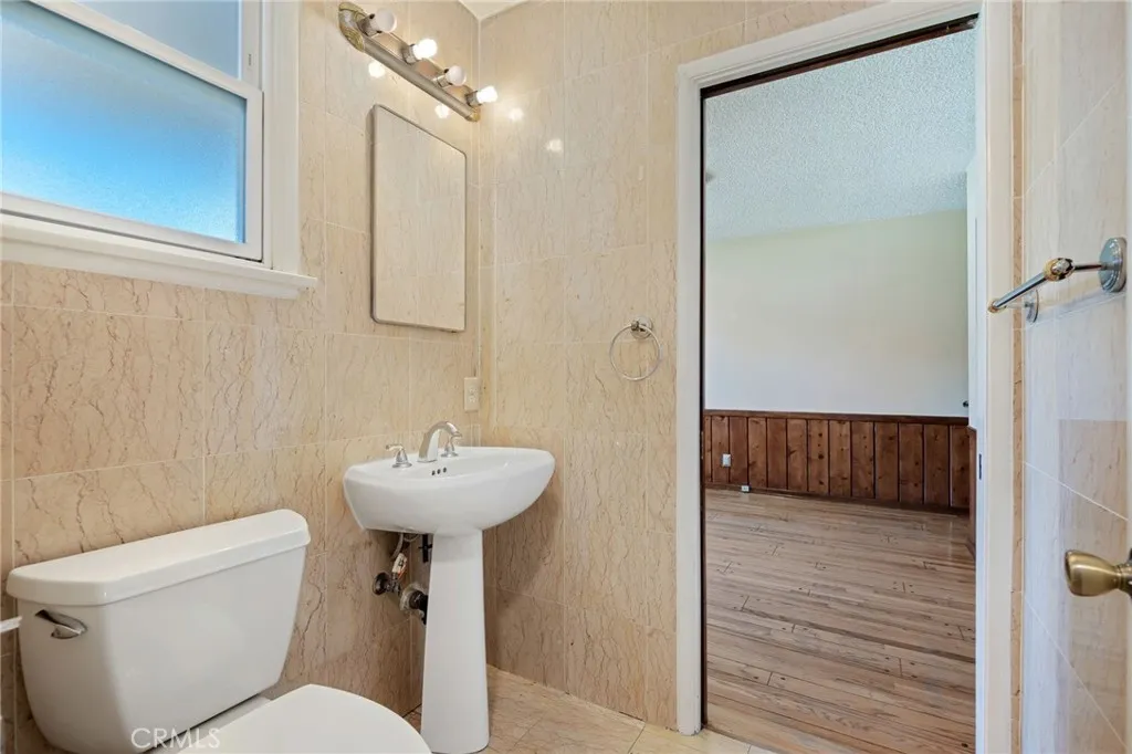 En Suite Bathroom