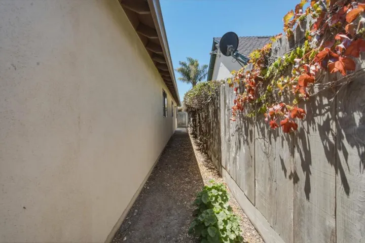 730 Nacional Court, Salinas, California 93901