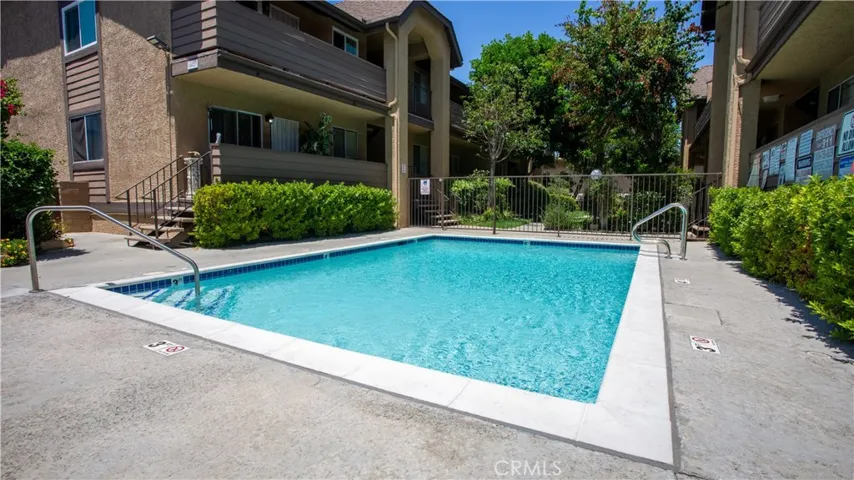 Pool 1