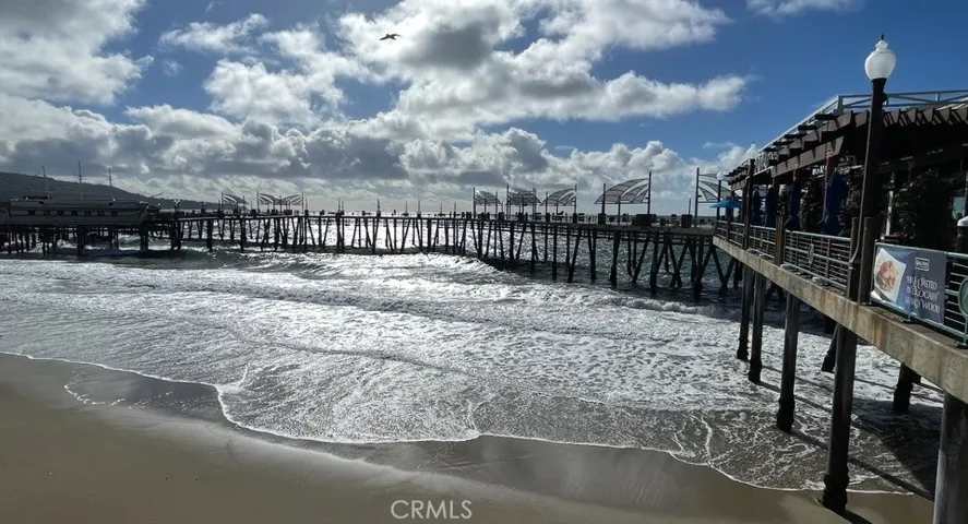 140 The Village 209, Redondo Beach, California 90277