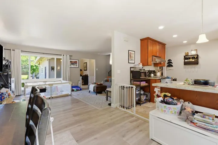 110112 Wheeler Avenue, Redwood City, California 94061