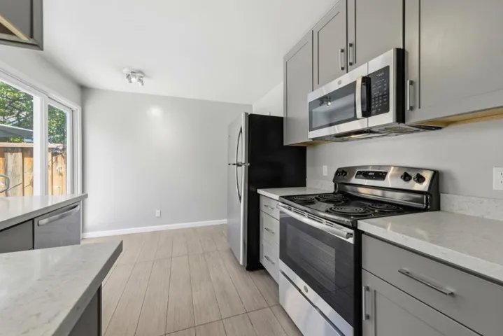 110112 Wheeler Avenue, Redwood City, California 94061