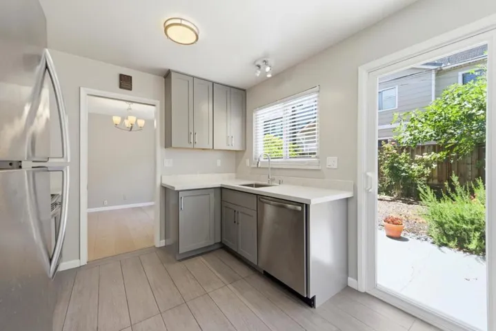 110112 Wheeler Avenue, Redwood City, California 94061