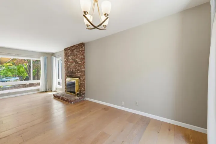110112 Wheeler Avenue, Redwood City, California 94061
