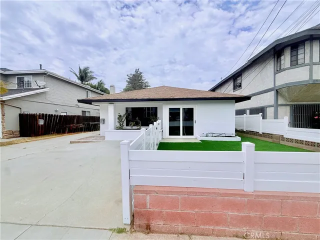 2111 Perry, Redondo Beach, California 90278