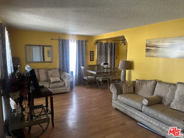 748 E Century Boulevard, Los Angeles, California 90002