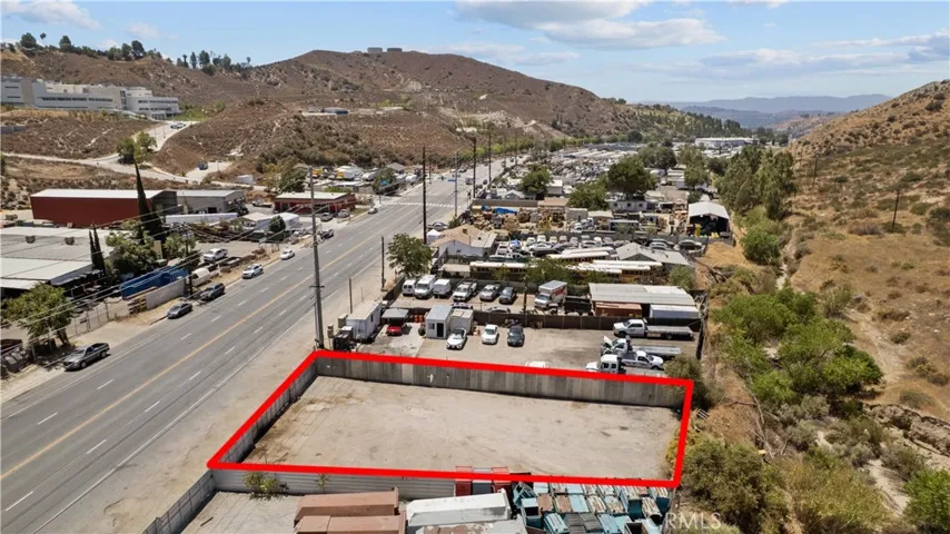 99999 Sierra Highway, Canyon Country, California 91351
