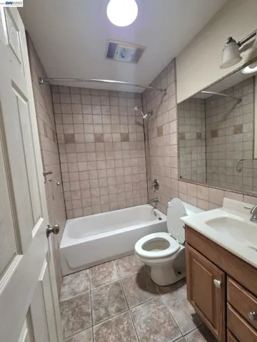 409 Avalon Way, Suisun City, California 94585