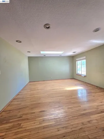 409 Avalon Way, Suisun City, California 94585