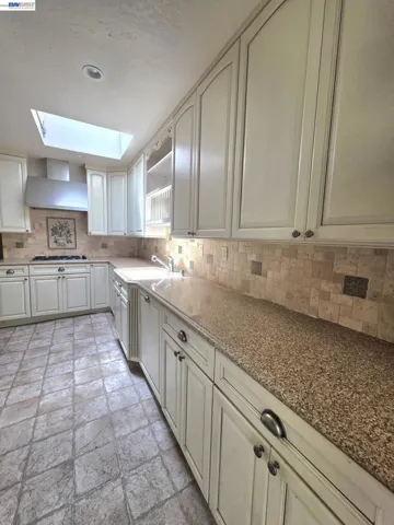 409 Avalon Way, Suisun City, California 94585
