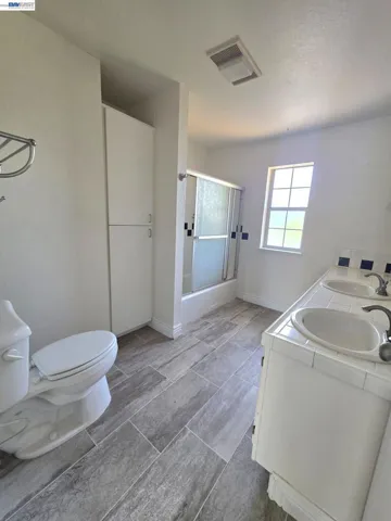 409 Avalon Way, Suisun City, California 94585