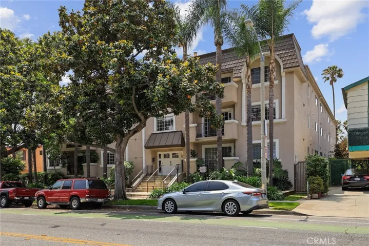 1228 14th Street 103, Santa Monica, California 90404