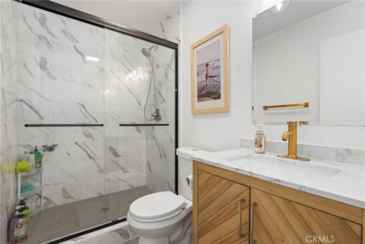 1228 14th Street 103, Santa Monica, California 90404