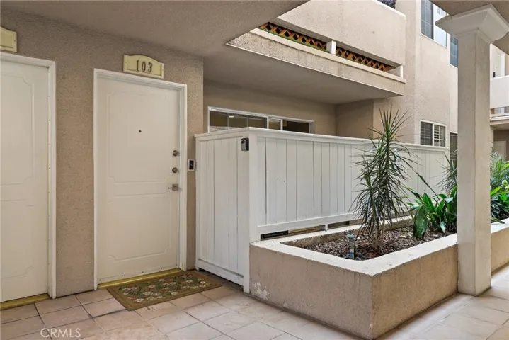 1228 14th Street 103, Santa Monica, California 90404