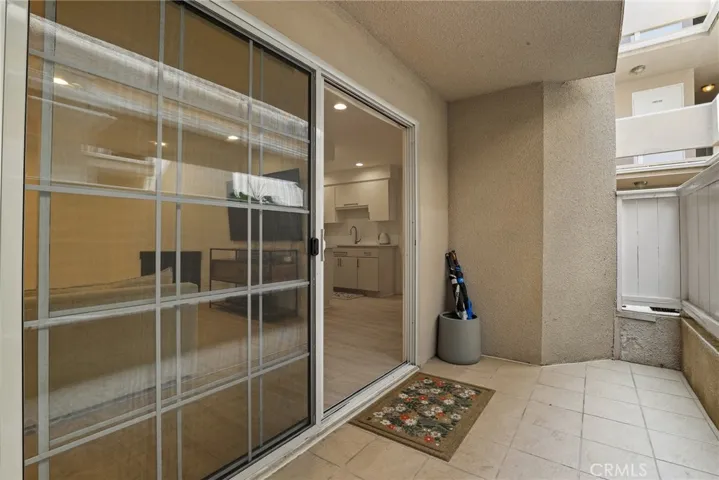 1228 14th Street 103, Santa Monica, California 90404