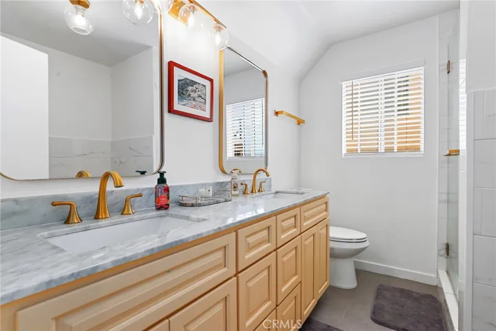 1228 14th Street 103, Santa Monica, California 90404