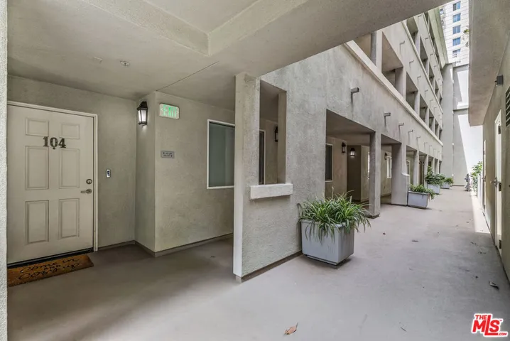 1000 E Ocean Boulevard 104, Long Beach, California 90802