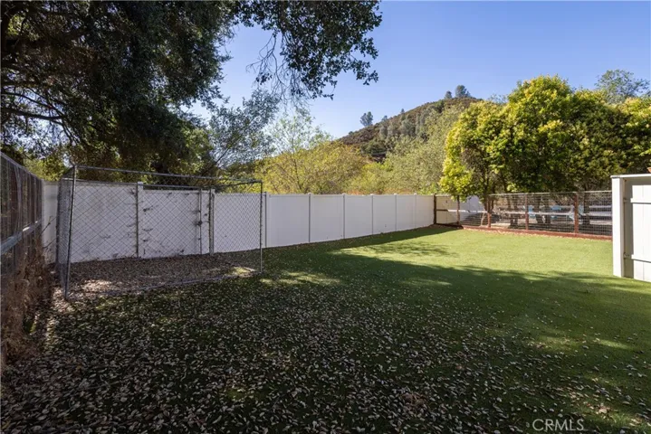 6395 Parkhill Road, Santa Margarita, California 93453