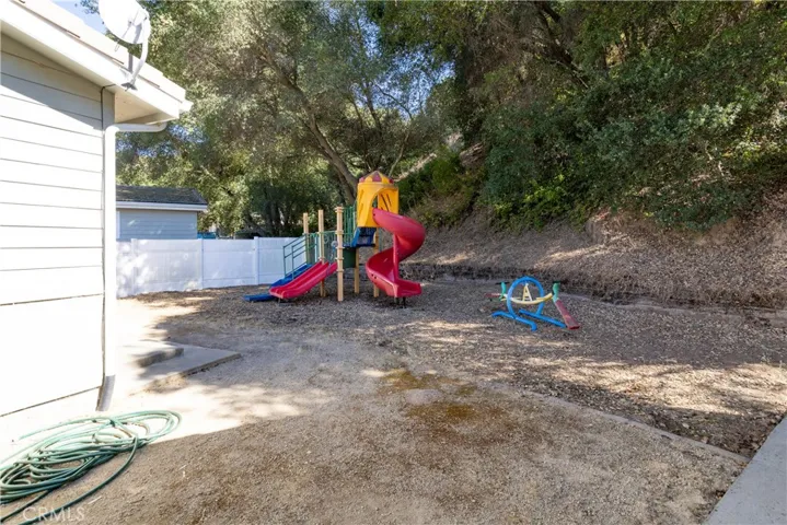 6395 Parkhill Road, Santa Margarita, California 93453