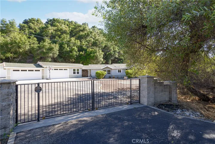 6395 Parkhill Road, Santa Margarita, California 93453