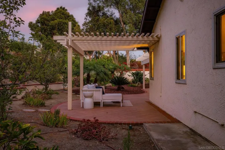 1007 Passiflora Ave, Encinitas, California 92024