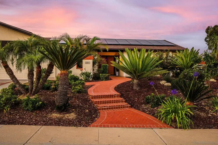 1007 Passiflora Ave, Encinitas, California 92024
