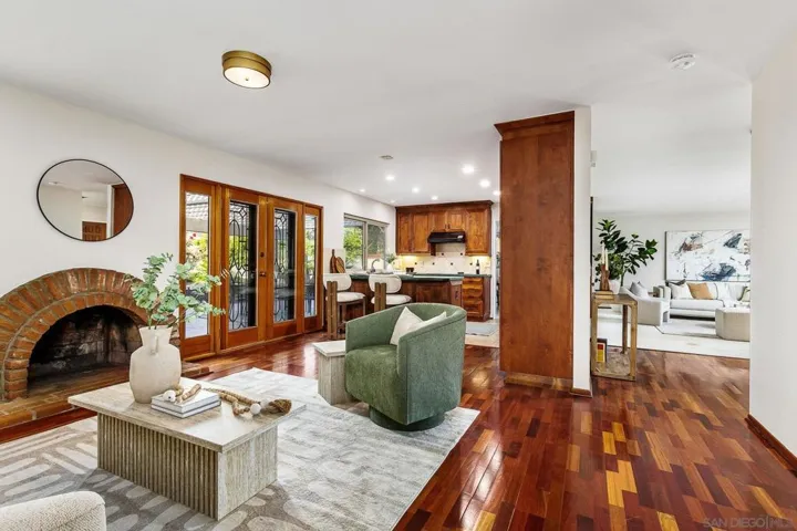 1007 Passiflora Ave, Encinitas, California 92024