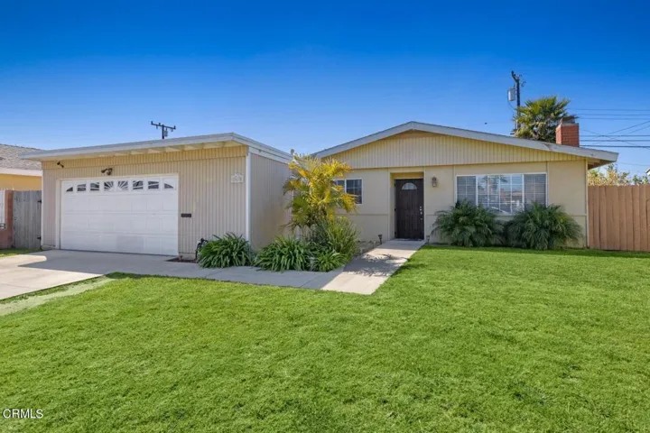 1410-huntswood-way-oxnard-ca-usa-002