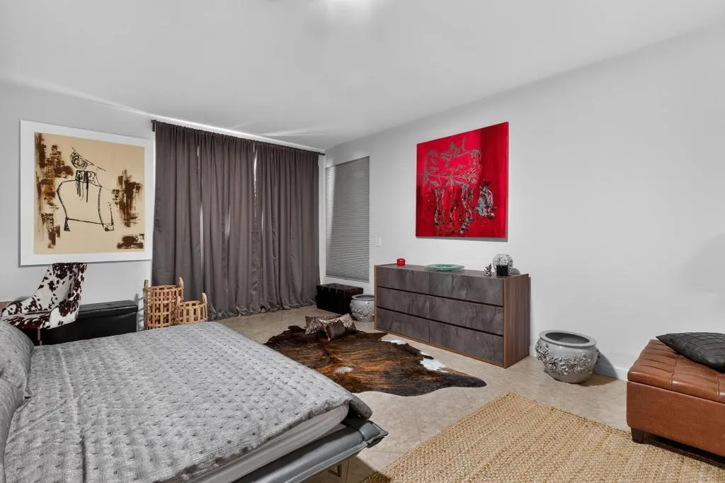 12_70325_Mottle_Cir-Bedroom-6367 12_70325_Mottle_Cir-Bedroom-6367