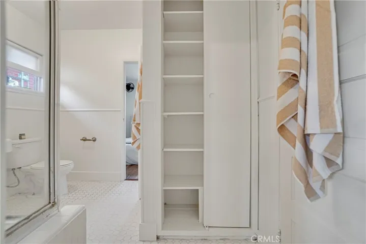 236 Howland Canal, Venice, California 90291