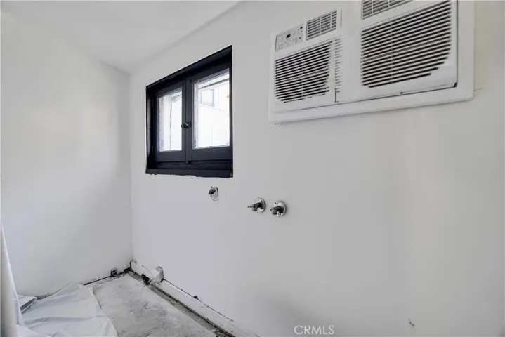 236 Howland Canal, Venice, California 90291