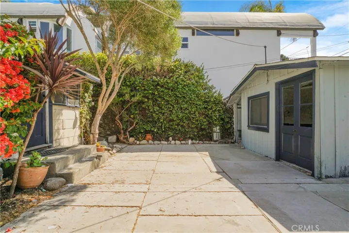 236 Howland Canal, Venice, California 90291