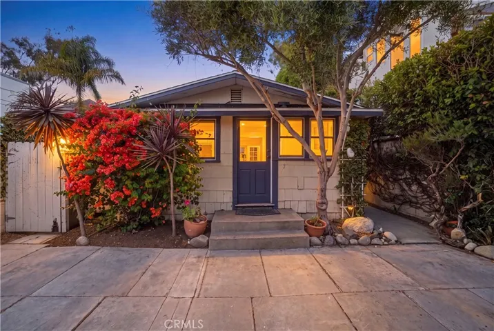 236 Howland Canal, Venice, California 90291