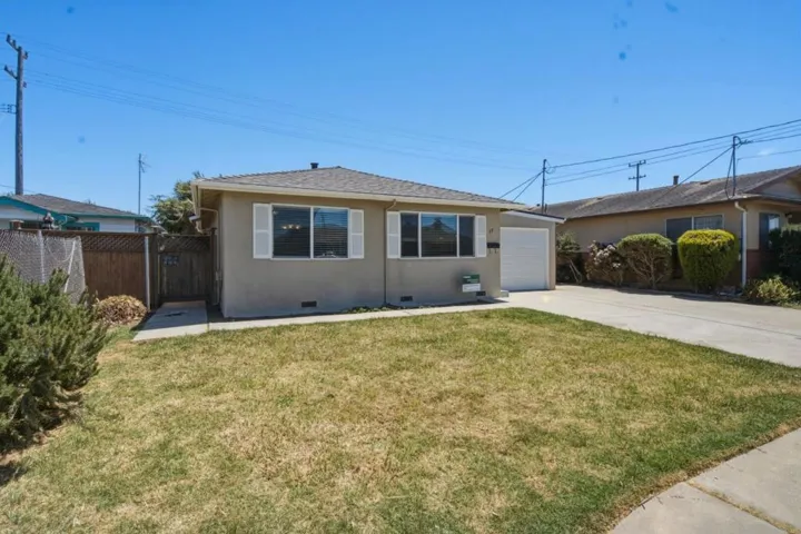 29 Dawson Street, Watsonville, California 95076